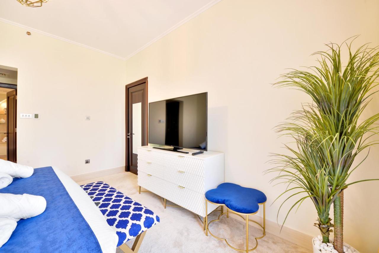 Ultra Luxury Downtown - Full Burj Khalifa View - 5 Min Walk To Dubai Mall! المظهر الخارجي الصورة