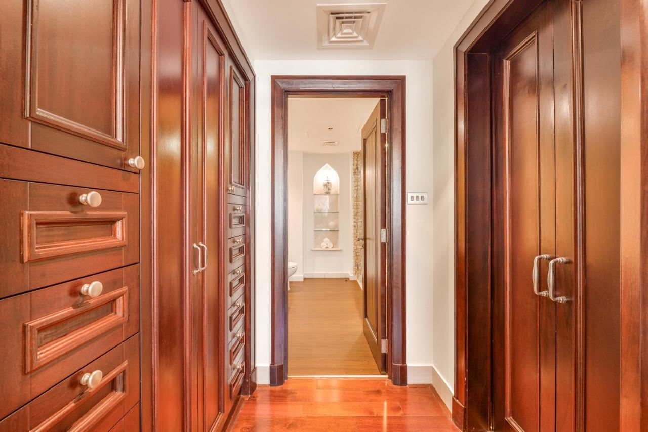 Ultra Luxury Downtown - Full Burj Khalifa View - 5 Min Walk To Dubai Mall! المظهر الخارجي الصورة