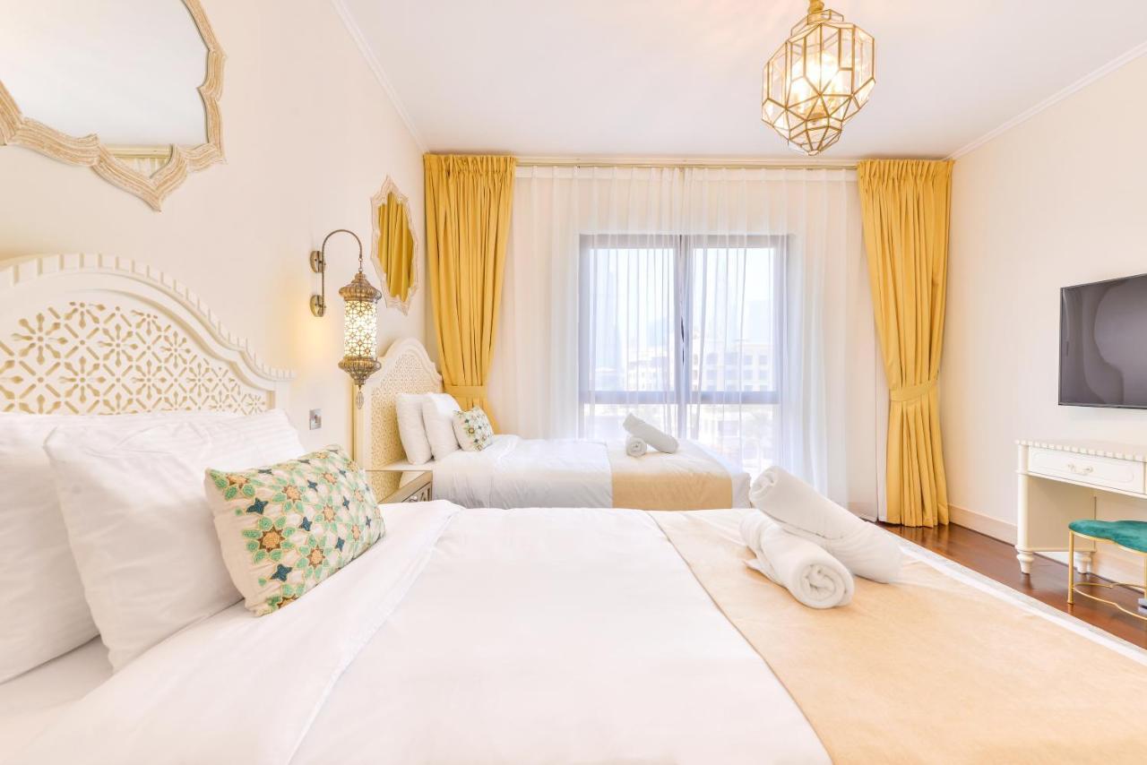 Ultra Luxury Downtown - Full Burj Khalifa View - 5 Min Walk To Dubai Mall! المظهر الخارجي الصورة