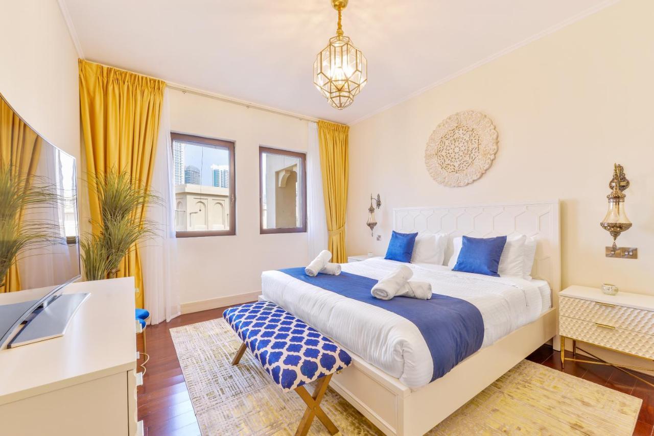 Ultra Luxury Downtown - Full Burj Khalifa View - 5 Min Walk To Dubai Mall! المظهر الخارجي الصورة