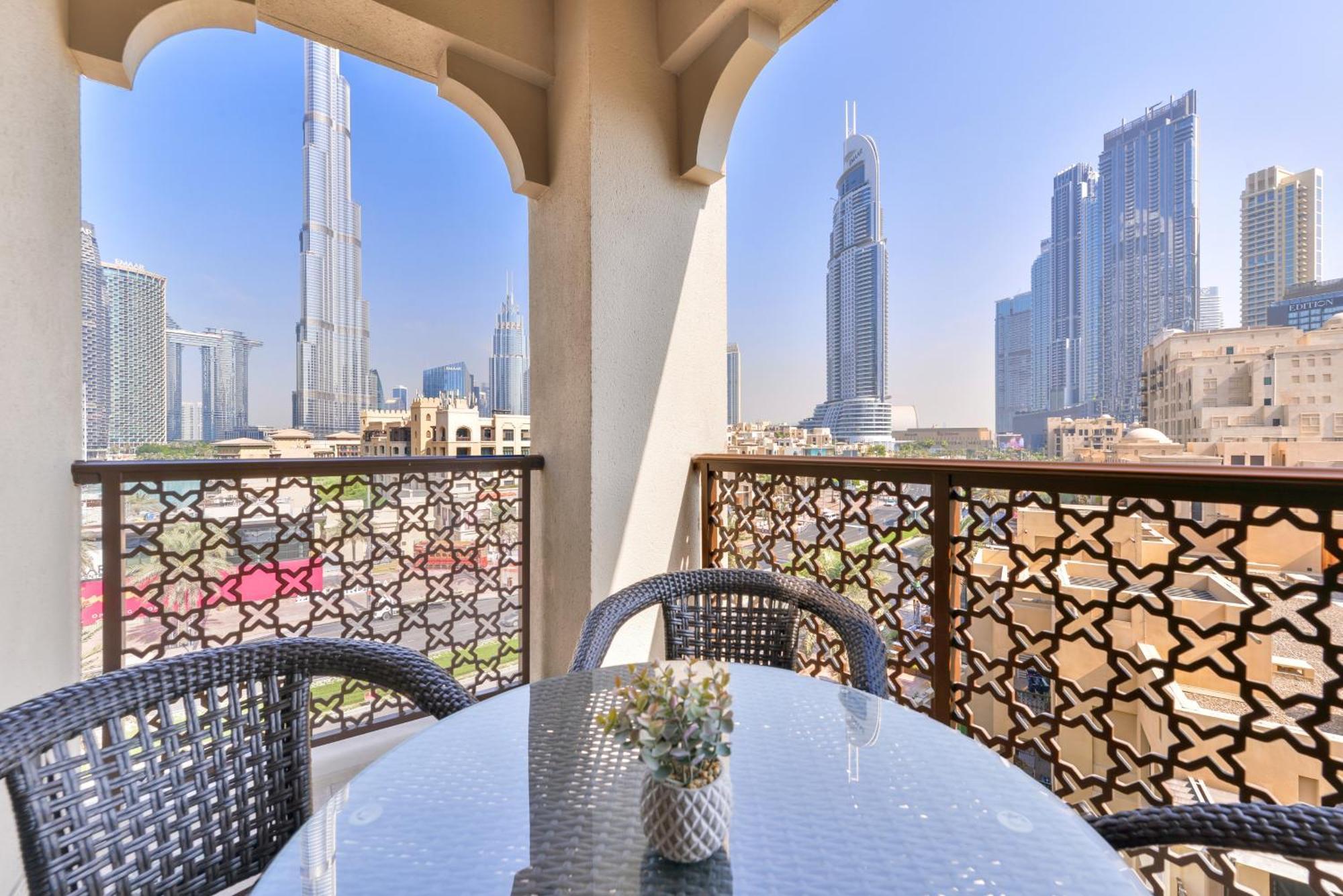 Ultra Luxury Downtown - Full Burj Khalifa View - 5 Min Walk To Dubai Mall! المظهر الخارجي الصورة