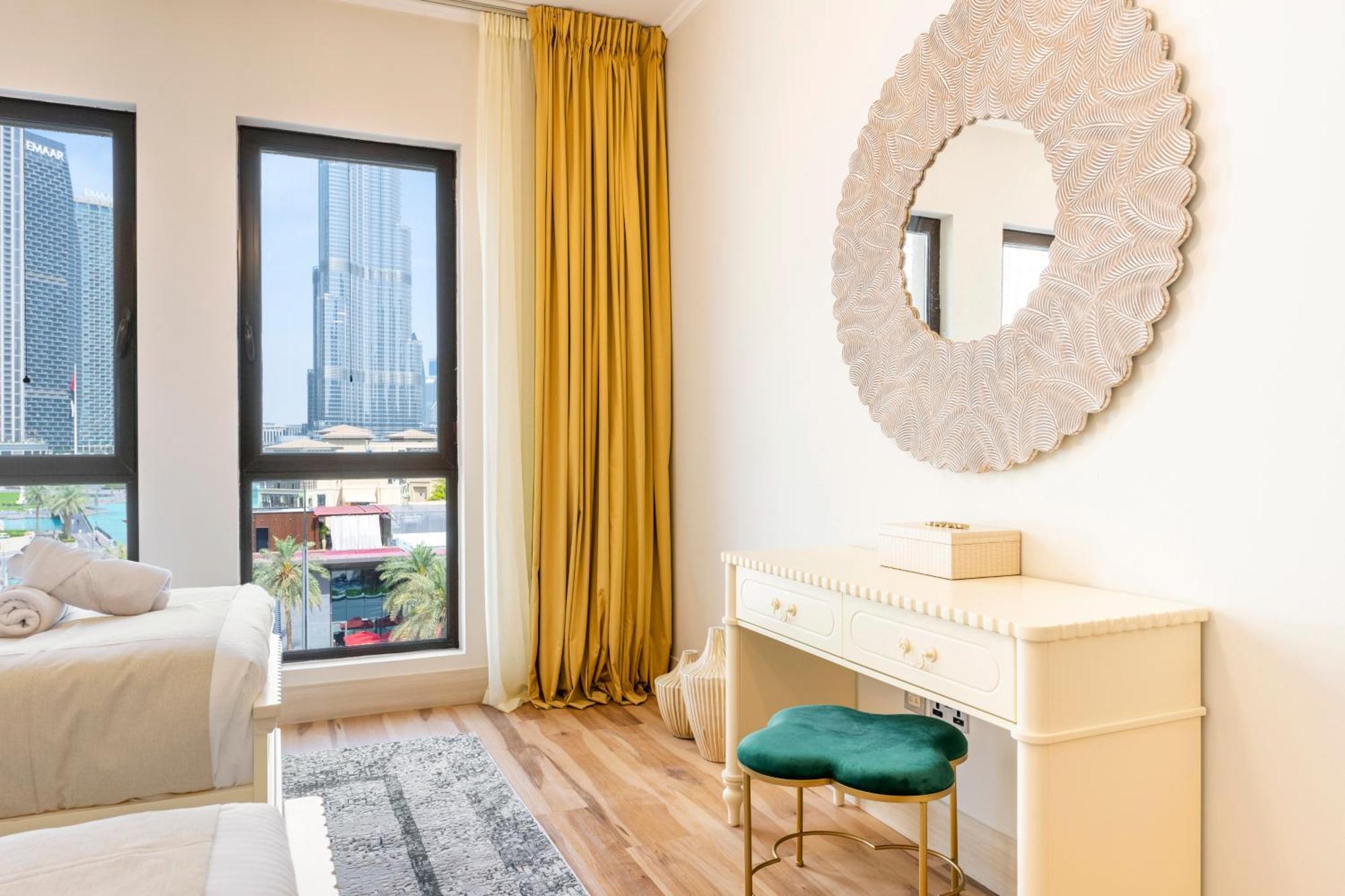 Ultra Luxury Downtown - Full Burj Khalifa View - 5 Min Walk To Dubai Mall! المظهر الخارجي الصورة
