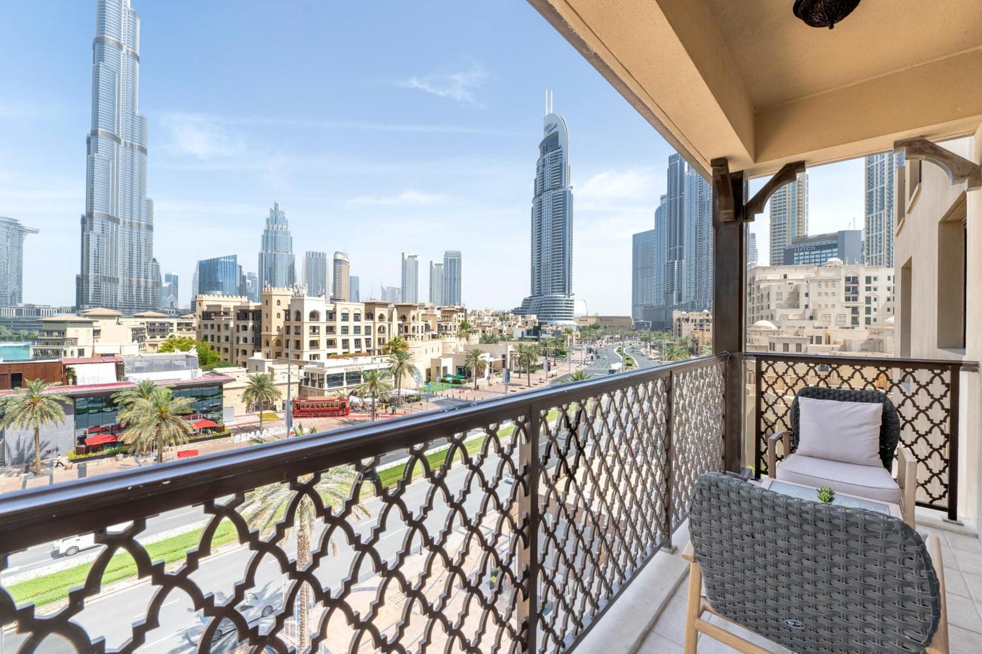 Ultra Luxury Downtown - Full Burj Khalifa View - 5 Min Walk To Dubai Mall! المظهر الخارجي الصورة